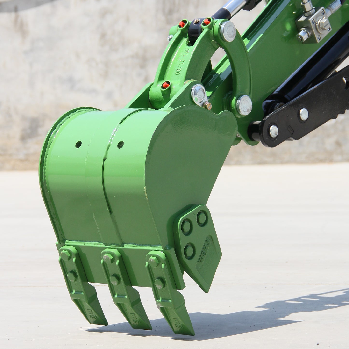 FREE SHIP Mini Excavator 1 Ton Digger 13.5hp Gas Tracked Crawler B&S EPA Engine